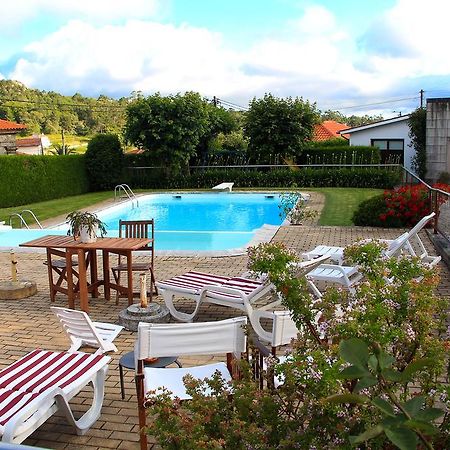 לינה וארוחת בוקר פארדס דה קורה Casa Paz Do Outeiro מראה חיצוני תמונה