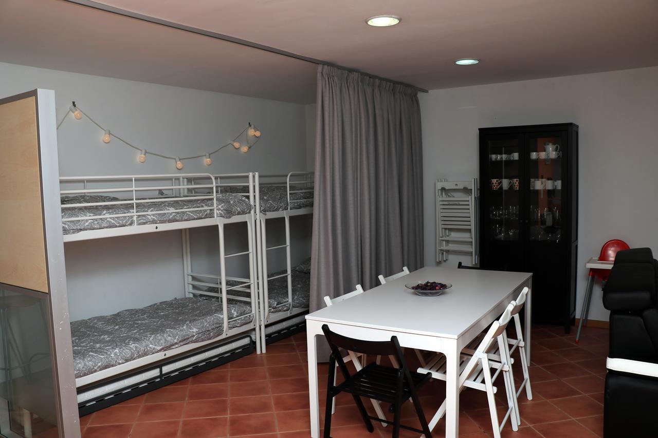 לינה וארוחת בוקר פארדס דה קורה Casa Paz Do Outeiro מראה חיצוני תמונה