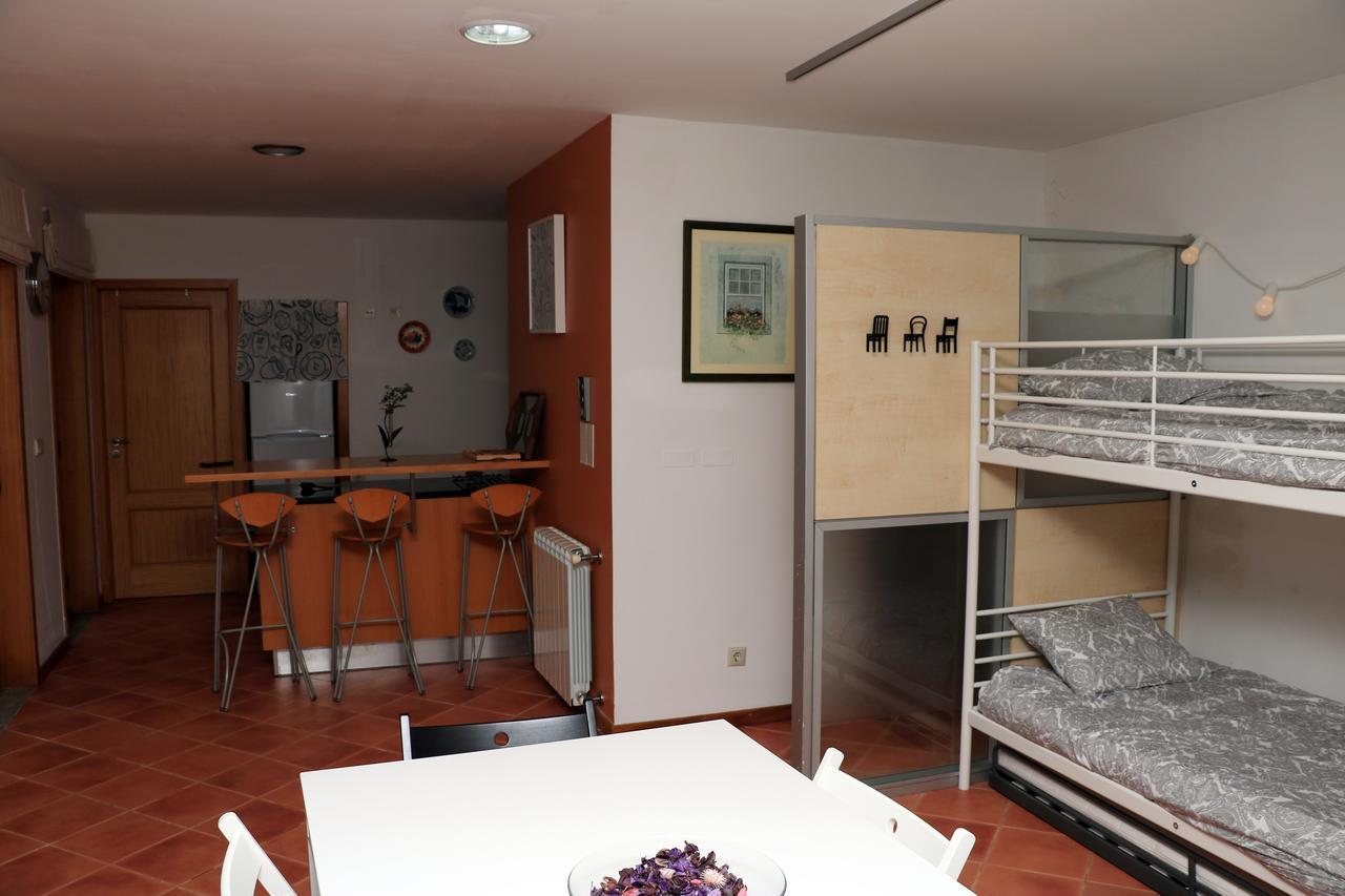 לינה וארוחת בוקר פארדס דה קורה Casa Paz Do Outeiro מראה חיצוני תמונה